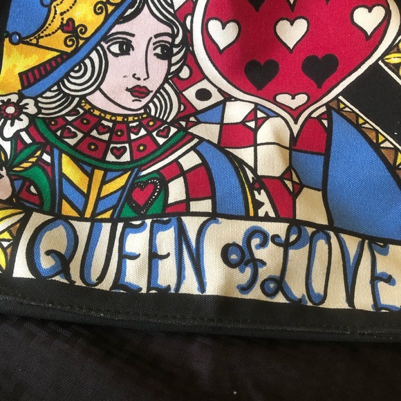 💗 Brighton’s Queen of Love Valentine’s Tote Bag - Picture 3 of 15